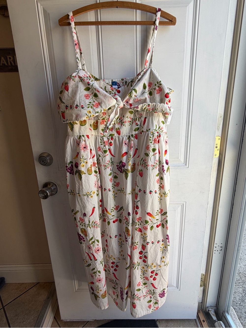 Old Navy White Floral & Fruit Spaghetti-Strap Sundress